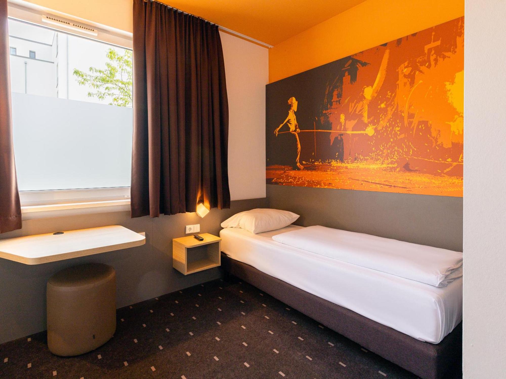 B&B Hotel Essen-City Bagian luar foto